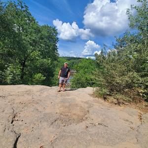 Meet your Posher, Cesar